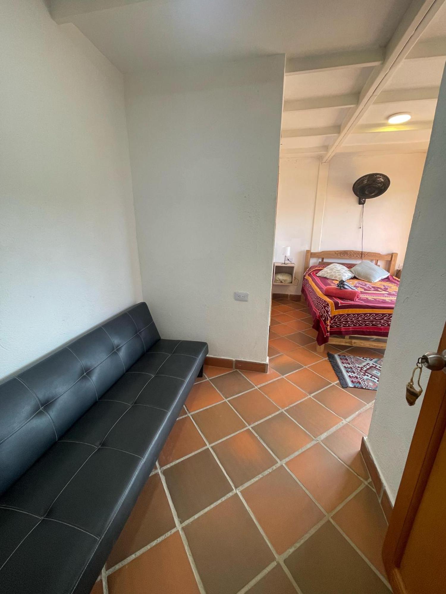 Sistarasta Hotell Palomino Exteriör bild